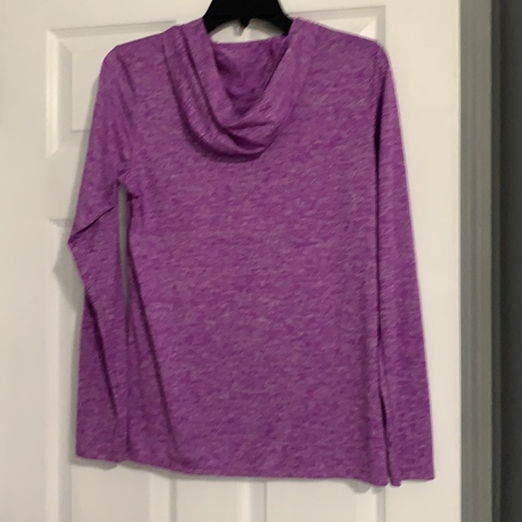 Nike DriFit Hooded Long Sleeve - Picture 3 of 3